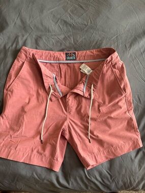 Nantucket Red Drawstring Faherty Shorts, 33in waist, 7in inseam